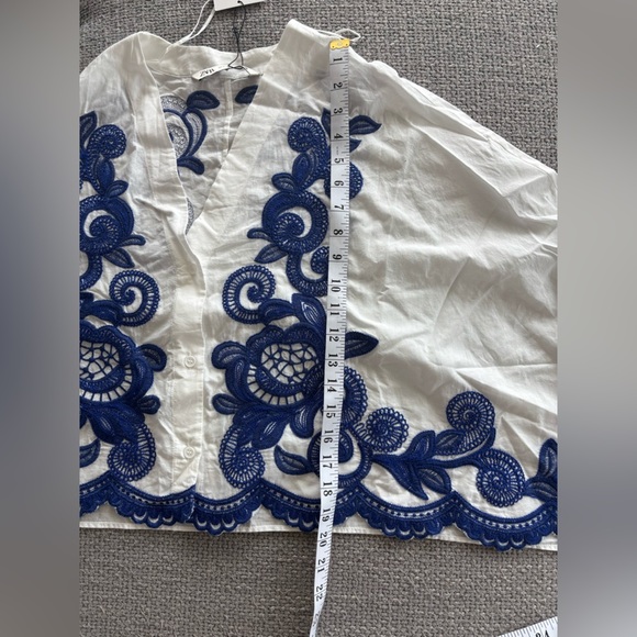 Zara White Cotton Embroidered Cropped Blouse Size M - Picture 13 of 16